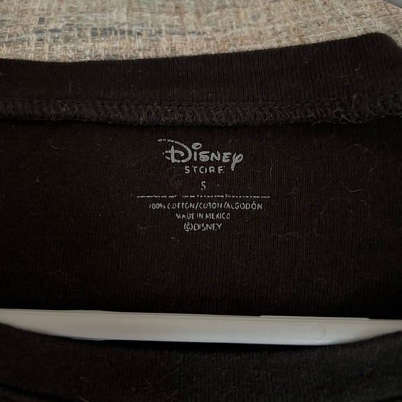 Disney sweatshirt - Picture 2 of 2